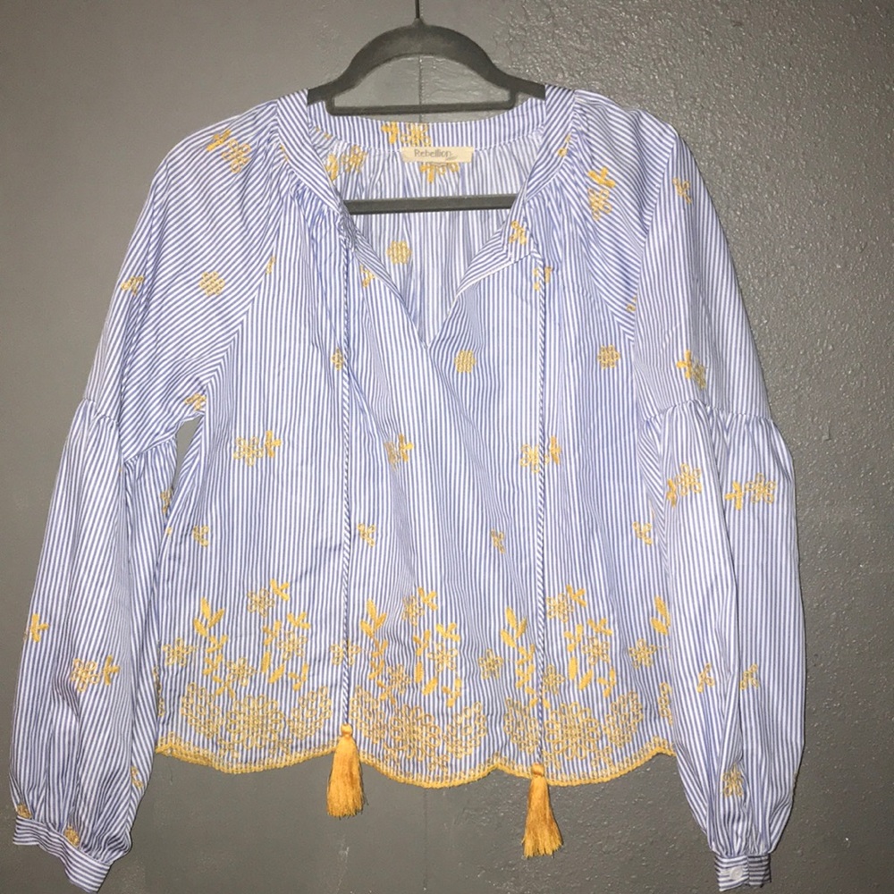 Blue and yellow top